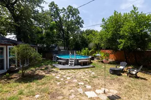 637 Post Oak Dr, Hurst, TX 76053 - Photo 29