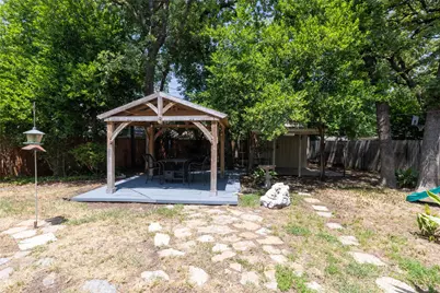 637 Post Oak Drive, Hurst, TX 76053 - Photo 25