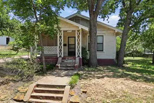 2014 3rd Ave, Mineral Wells, TX 76067 - Photo 1