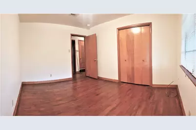 5305 Ammons Street, Haltom City, TX 76117 - Photo 11