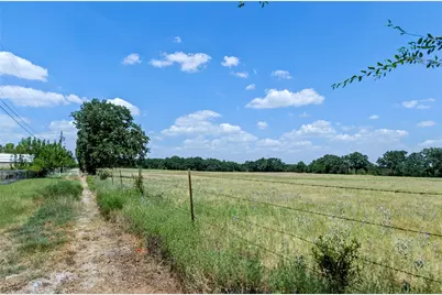 1509 Raborn Drive, Bowie, TX 76230 - Photo 25