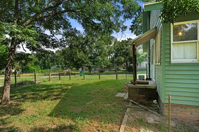402 N Market Street, Grapeland, TX 75844 - Photo 29