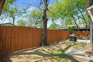 324 S Main St, Cedar Hill, TX 75104 - Photo 35