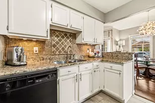 8600 Coppertowne Ln, Dallas, TX 75243 - Photo 13