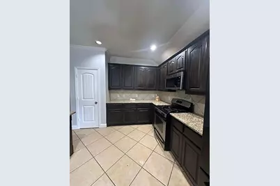308 Ouida Road, Irving, TX 75061 - Photo 5