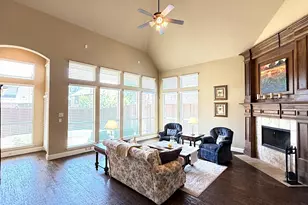 1019 Hot Springs Dr, Allen, TX 75013 - Photo 9