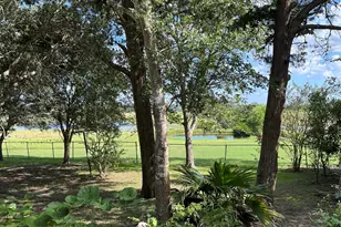 6303 Greenvine Rd, Brenham, TX 77833 - Photo 3