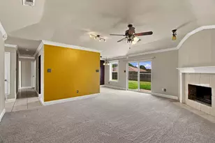 4202 Maple Springs Dr, Arlington, TX 76001 - Photo 7