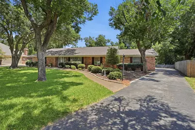 6107 Belvidere Circle, Granbury, TX 76049 - Photo 3