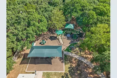 664 Parkridge Boulevard, Burleson, TX 76028 - Photo 37