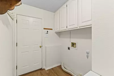 664 Parkridge Boulevard, Burleson, TX 76028 - Photo 23