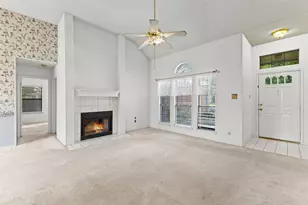 664 Parkridge Blvd, Burleson, TX 76028 - Photo 7