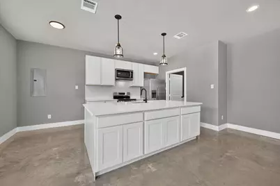 2817 Clinton Avenue, Fort Worth, TX 76106 - Photo 13