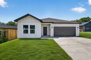 2817 Clinton Ave, Fort Worth, TX 76106 - Photo 1