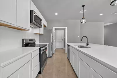 2817 Clinton Avenue, Fort Worth, TX 76106 - Photo 11