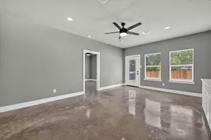 2817 Clinton Ave, Fort Worth, TX 76106 - Photo 17