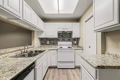 3607 W Northgate Drive #113, Irving, TX 75062 - Photo 9
