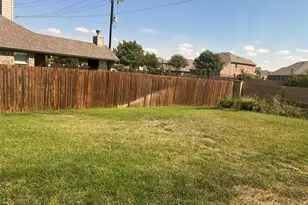 1429 Freesia Dr, Little Elm, TX 75068 - Photo 17