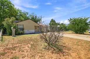 1434 Kirkwood St, Abilene, TX 79603 - Photo 3