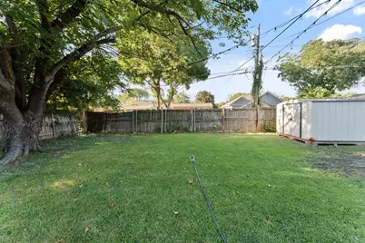 2439 Inadale Avenue, Dallas, TX 75228 - Photo 13
