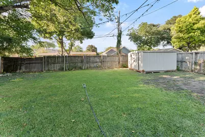 2439 Inadale Avenue, Dallas, TX 75228 - Photo 27