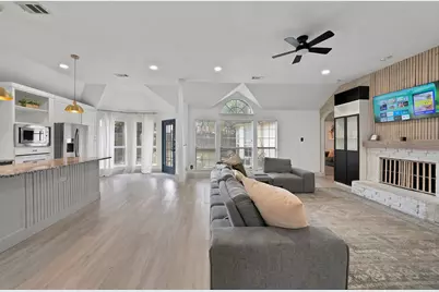 4535 Westchester Glen Drive, Grand Prairie, TX 75052 - Photo 7