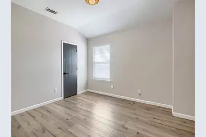 7436 Anderson Boulevard, Fort Worth, TX 76120 - Photo 17