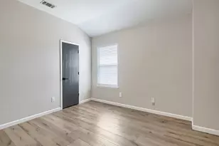 7436 Anderson Blvd, Fort Worth, TX 76120 - Photo 17
