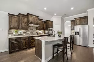 3935 Wind Cave Bend, Irving, TX 75063 - Photo 9