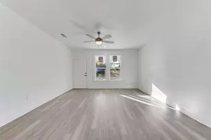 2003 Walnut St, Greenville, TX 75401 - Photo 7