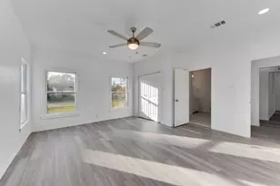 2003 Walnut St, Greenville, TX 75401 - Photo 17