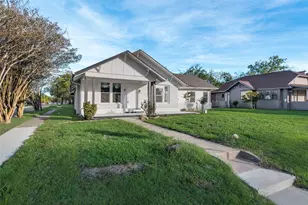 2003 Walnut St, Greenville, TX 75401 - Photo 3
