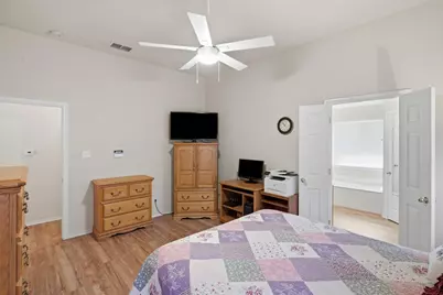 1400 Spanish Trail Drive, Granbury, TX 76048 - Photo 11