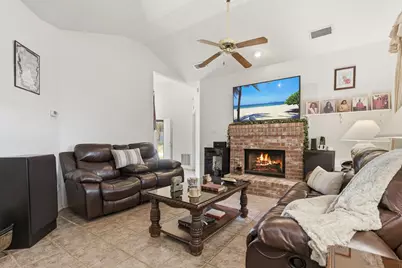 1610 Post Oak Drive, Rowlett, TX 75089 - Photo 9