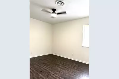 405 S 6th Street, Grandview, TX 76050 - Photo 13