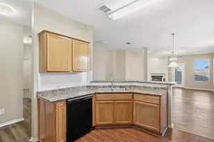 1048 Harriman Dr, Saginaw, TX 76131 - Photo 11