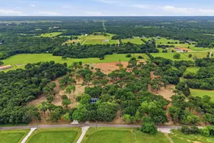 410 Arkansas Rd, Sadler, TX 76264 - Photo 37
