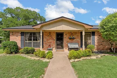 517 Topeka Drive, Woodway, TX 76712 - Photo 1