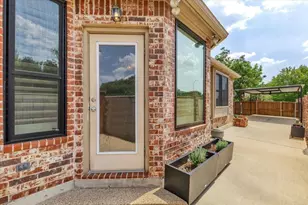 2105 Norwood Ln, Arlington, TX 76013 - Photo 33