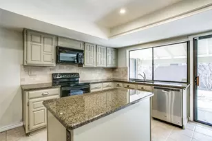 4525 Newcombe Dr, Plano, TX 75093 - Photo 9