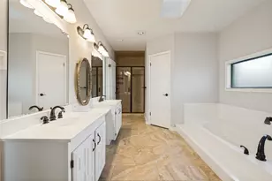 4525 Newcombe Dr, Plano, TX 75093 - Photo 15
