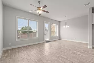 325 Featherstone Trl, Wylie, TX 75098 - Photo 5