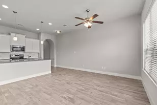 325 Featherstone Trl, Wylie, TX 75098 - Photo 5