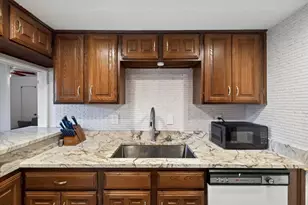 2802 Southern Cross Dr, Garland, TX 75044 - Photo 17