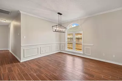 104 Bullava Court, Crowley, TX 76036 - Photo 9