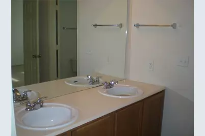 2224 Stonepark Place, McKinney, TX 75071 - Photo 9