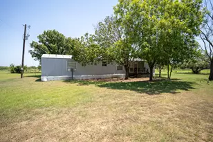 301 Dixie Rd, Weatherford, TX 76087 - Photo 19