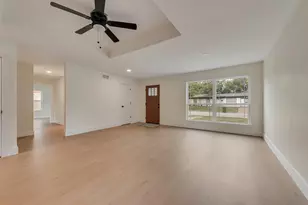 104 Dupont Cir, Fort Worth, TX 76134 - Photo 7