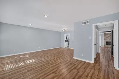 10524 Ravenscroft, Dallas, TX 75230 - Photo 11