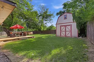 615 Misty Glen Dr, DeSoto, TX 75115 - Photo 31